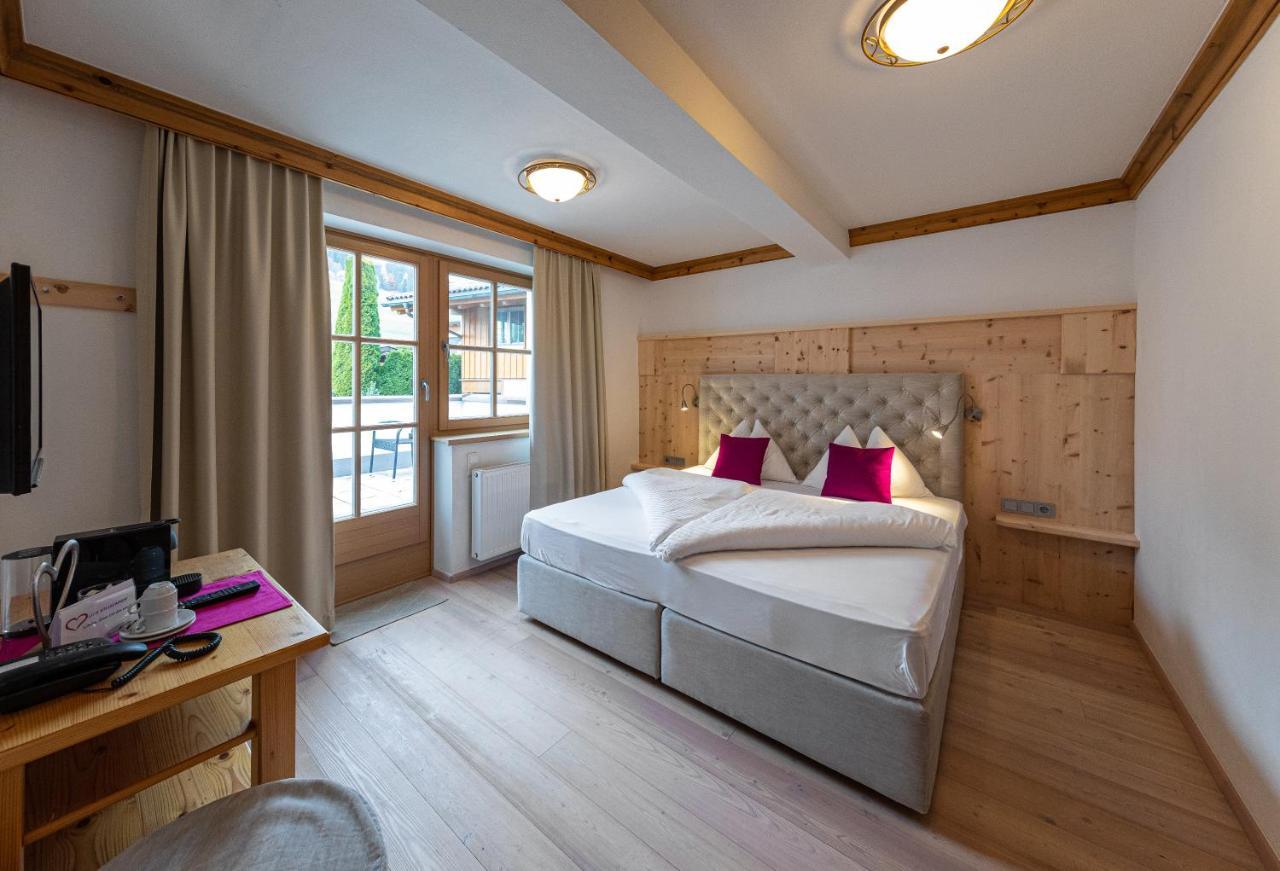 Hotel Und Alpen Apartments Mit Sauna - Buerglhoeh Bischofshofen Exterior photo