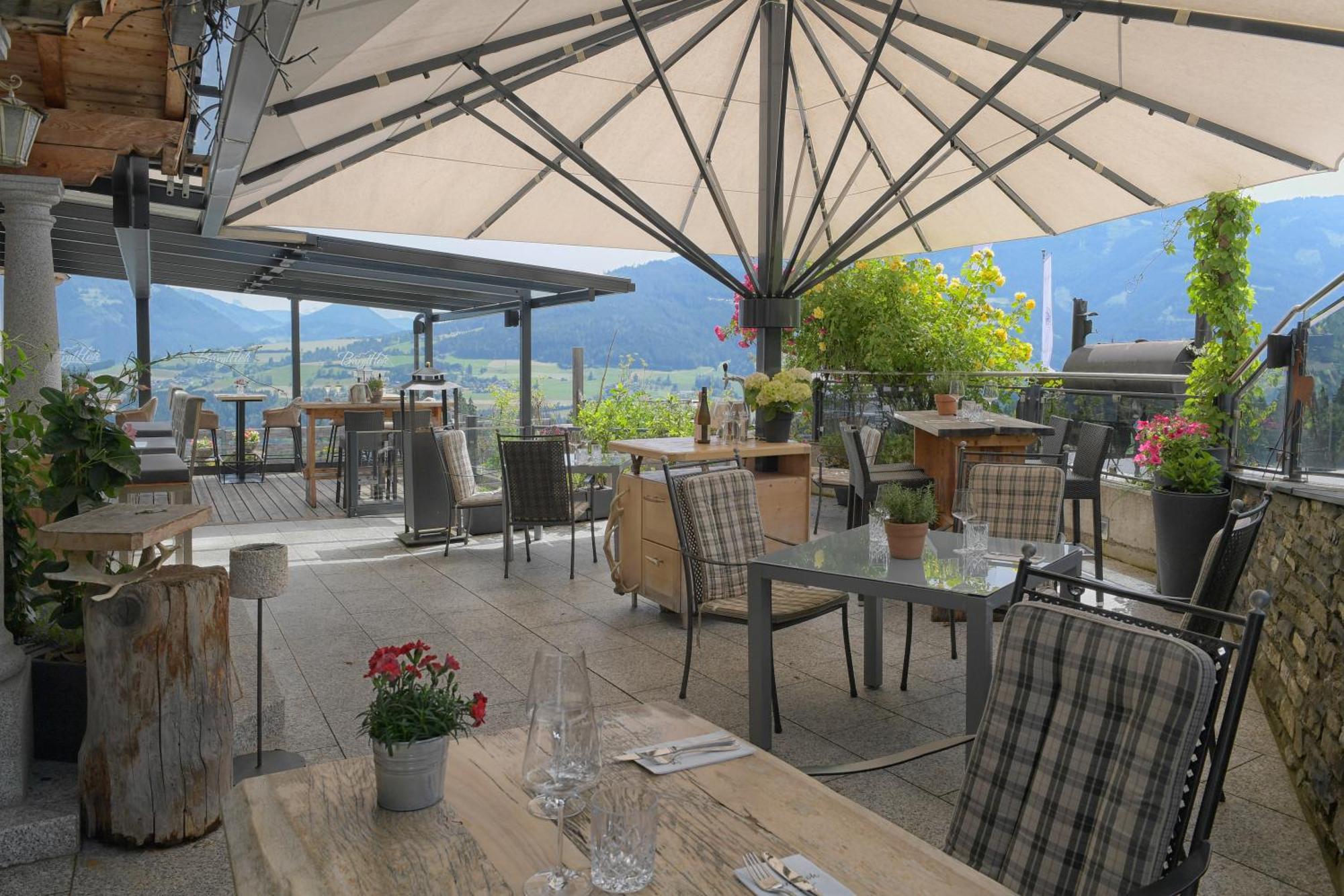 Hotel Und Alpen Apartments Mit Sauna - Buerglhoeh Bischofshofen Exterior photo